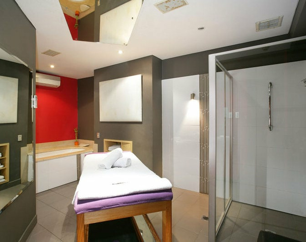 Bliss On Crown - Erotic Massage Sydney - Erotic Massage in Woolloomooloo, Australia