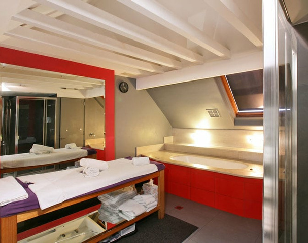 Bliss On Crown - Erotic Massage Sydney - Erotic Massage in Woolloomooloo, Australia