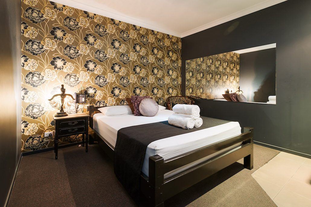 The Viper Room - The Best Brisbane Brothel - Brothel in Yeerongpilly, Australia