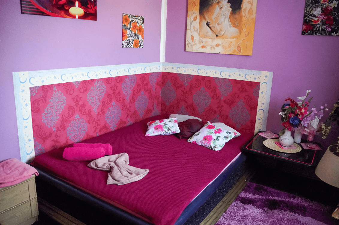 Cat's Club Braunau  - Brothel in Braunau Am Inn, Austria