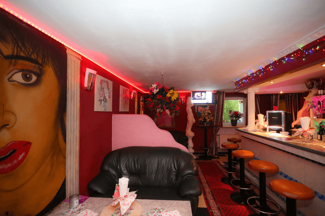 Cat's Club Braunau  - Brothel in Braunau Am Inn, Austria