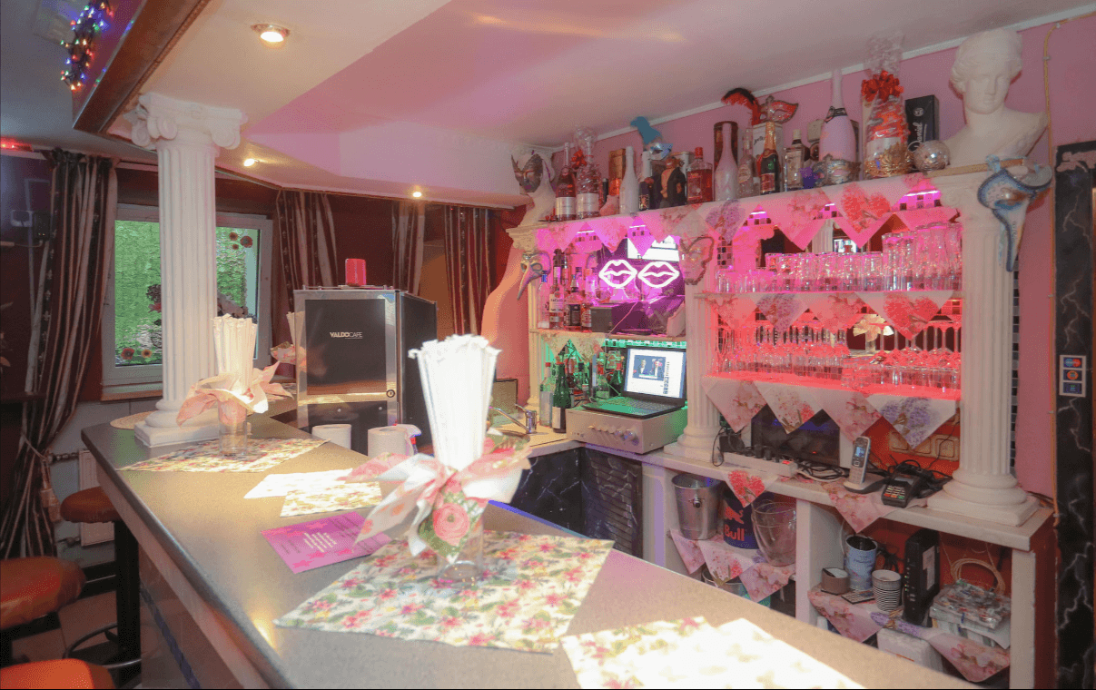 Cat's Club Braunau  - Brothel in Braunau Am Inn, Austria
