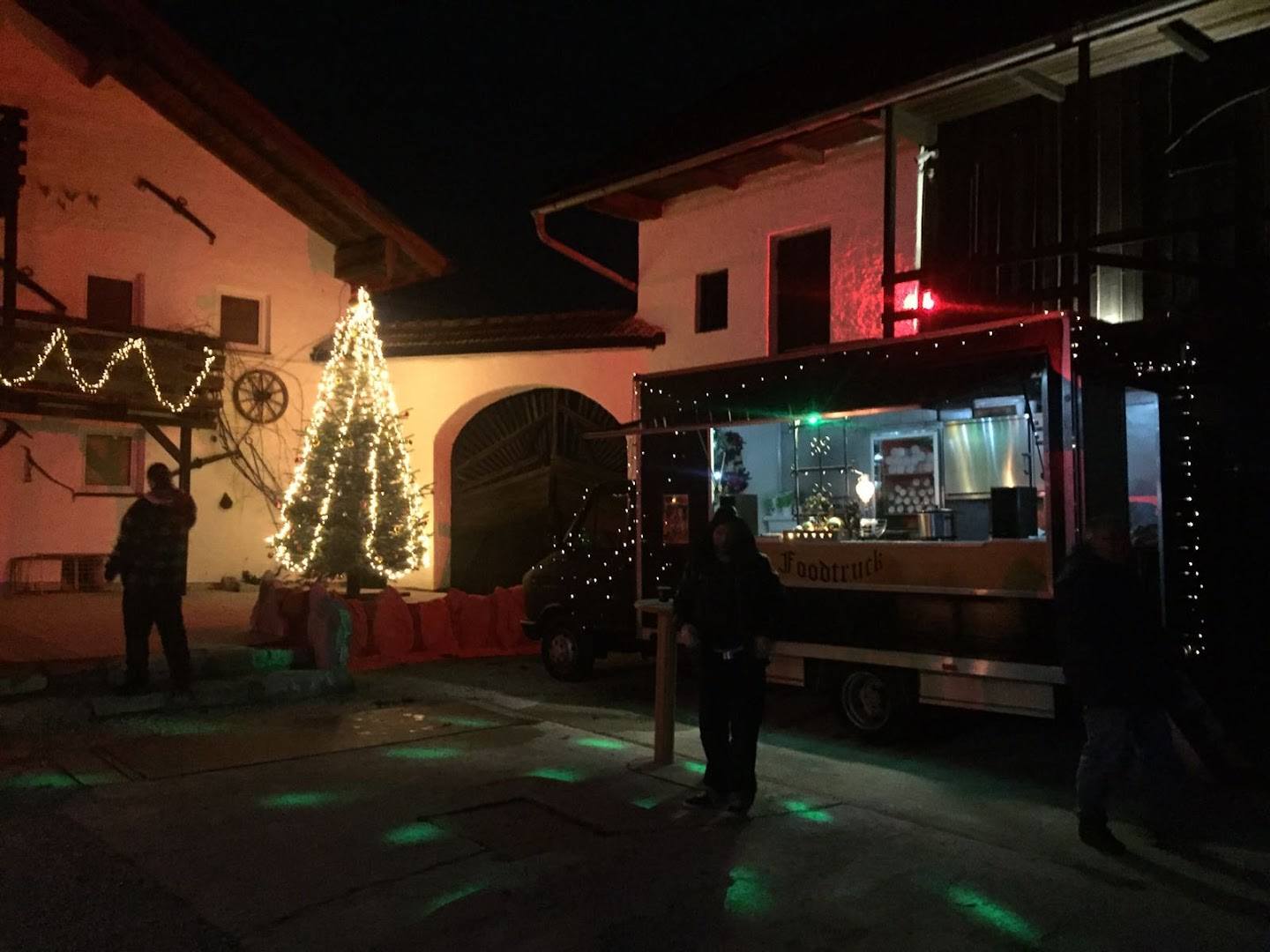 Saloon-Brand 1 - Nightclub in Burgkirchen, Austria
