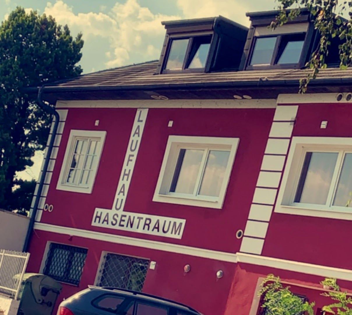 Laufhaus Hasentraum - Brothel in Donnerskirchen, Austria