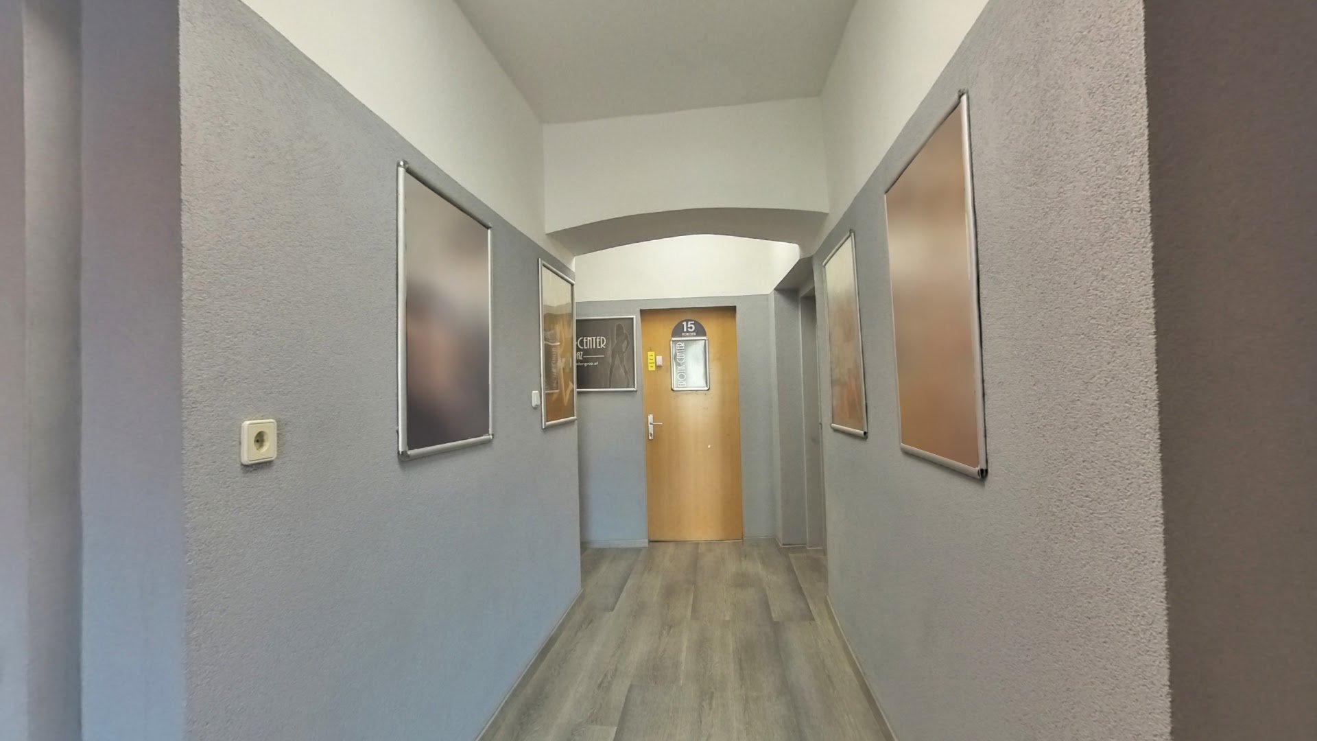 Laufhaus Erotikcenter - Brothel in Graz, Austria