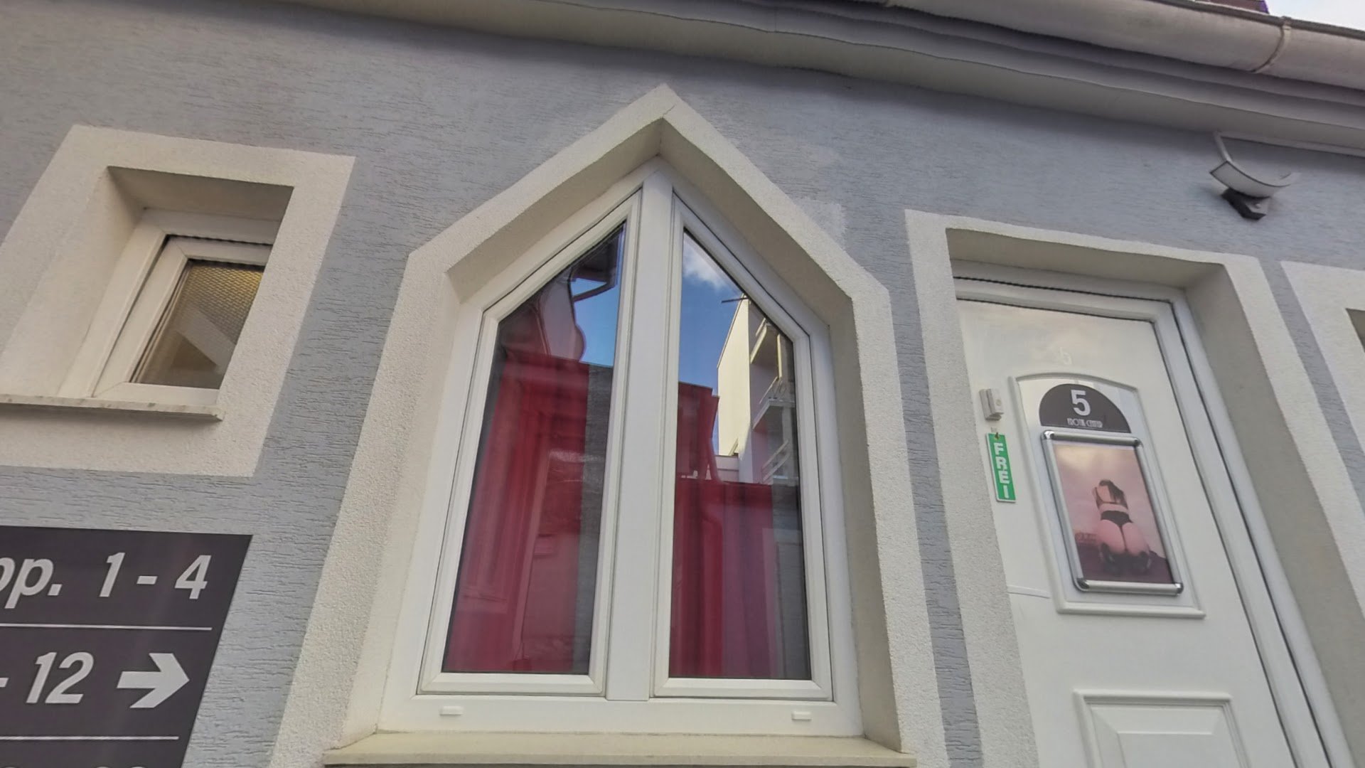 Laufhaus Erotikcenter - Brothel in Graz, Austria