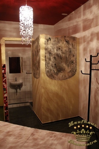 Laufhaus Kamasutra - Brothel in Graz, Austria