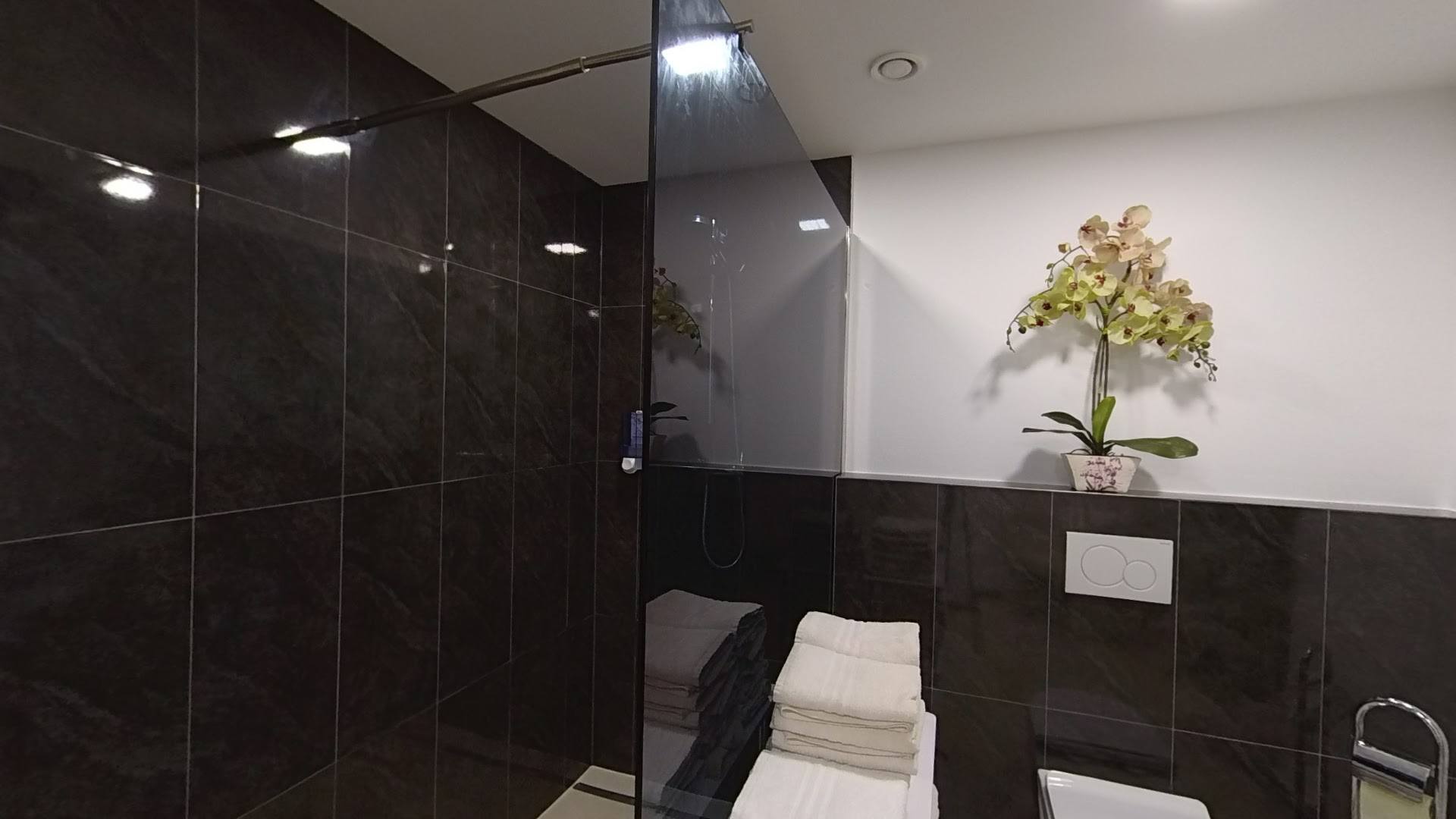 Luxormassagen - Erotic Massage in Graz, Austria