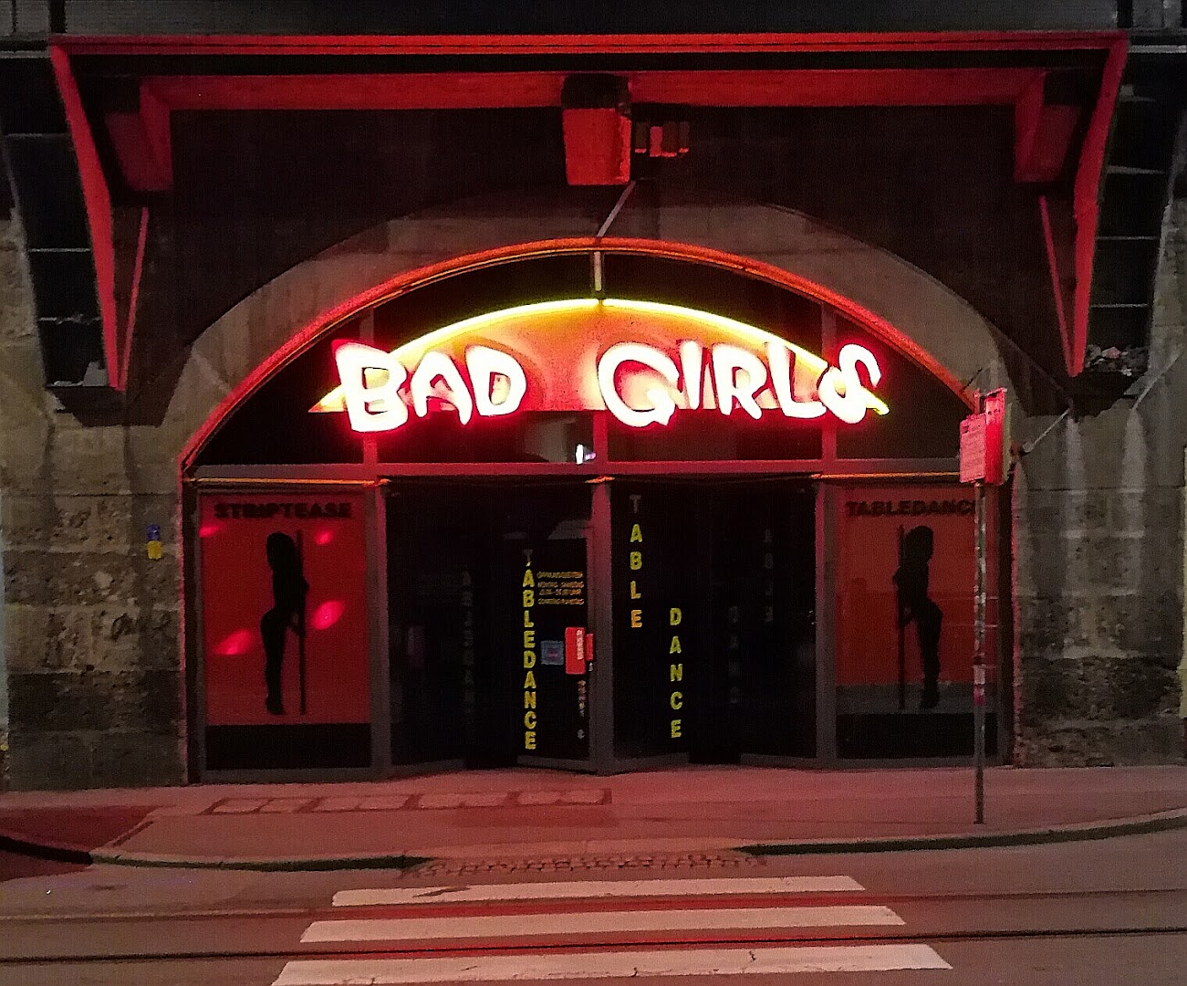 Bad Girls Tabledance Stripclup - Nightclub in Innsbruck, Austria