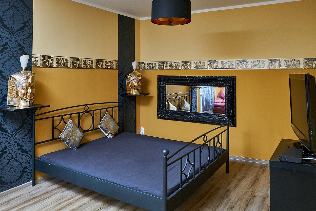 Laufhaus Cleopatra - Brothel in Klagenfurt Am Worthersee, Austria