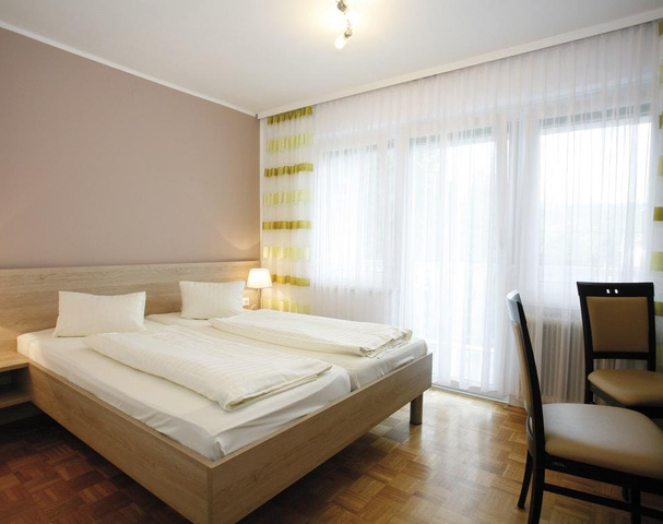 Hotel Jägerhof Wörthersee - Only Adults - Fkk in Krumpendorf, Austria