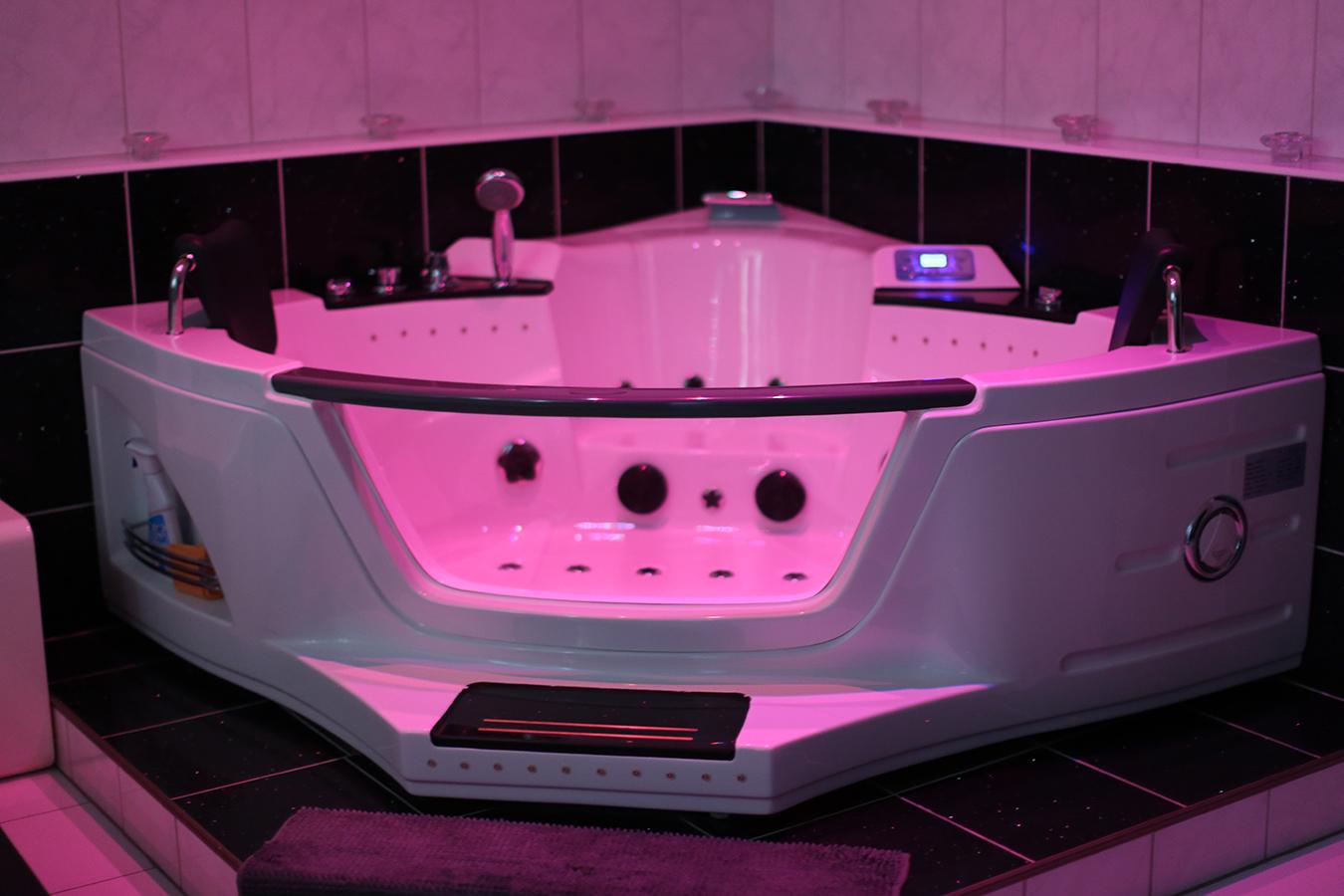 Laufhaus & Nightclub Herzl Bar (Linz-Leonding) - Brothel in Leonding, Austria
