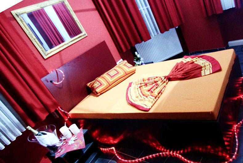 Eroscenter Neunkirchen - Brothel in Neunkirchen, Austria