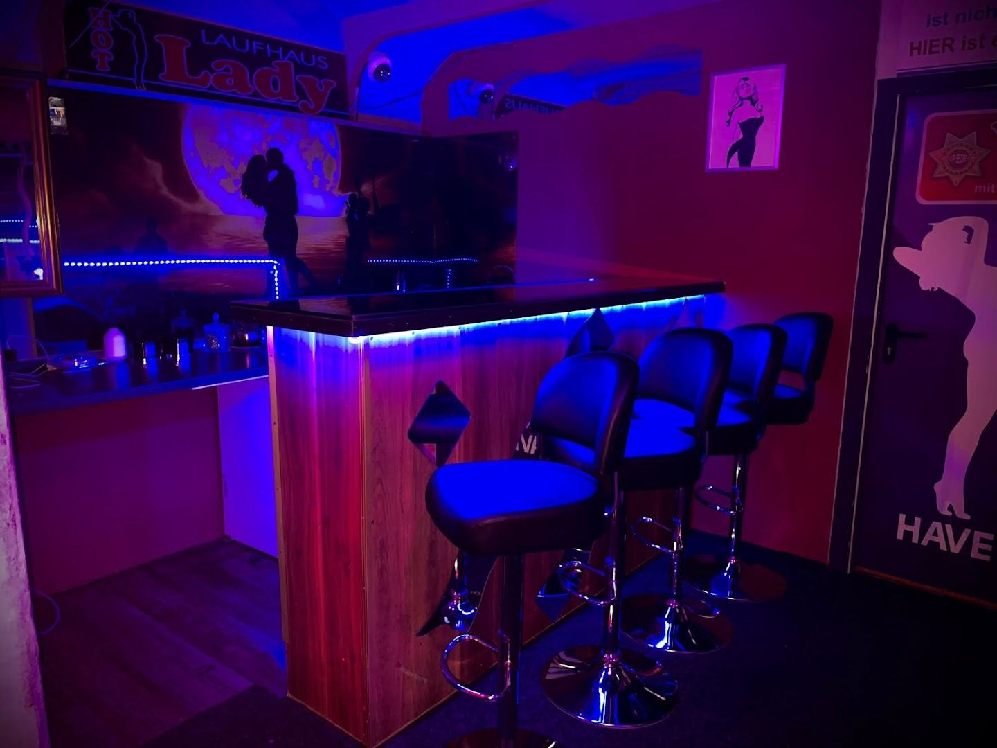 Hot Lady Laufhaus& Bar - Brothel in Obernberg Am Inn, Austria