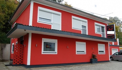 Samtpfötchen - Erotic Massage in Obernberg Am Inn, Austria