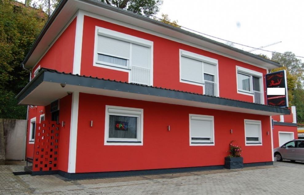 Samtpfötchen - Erotic Massage in Obernberg Am Inn, Austria