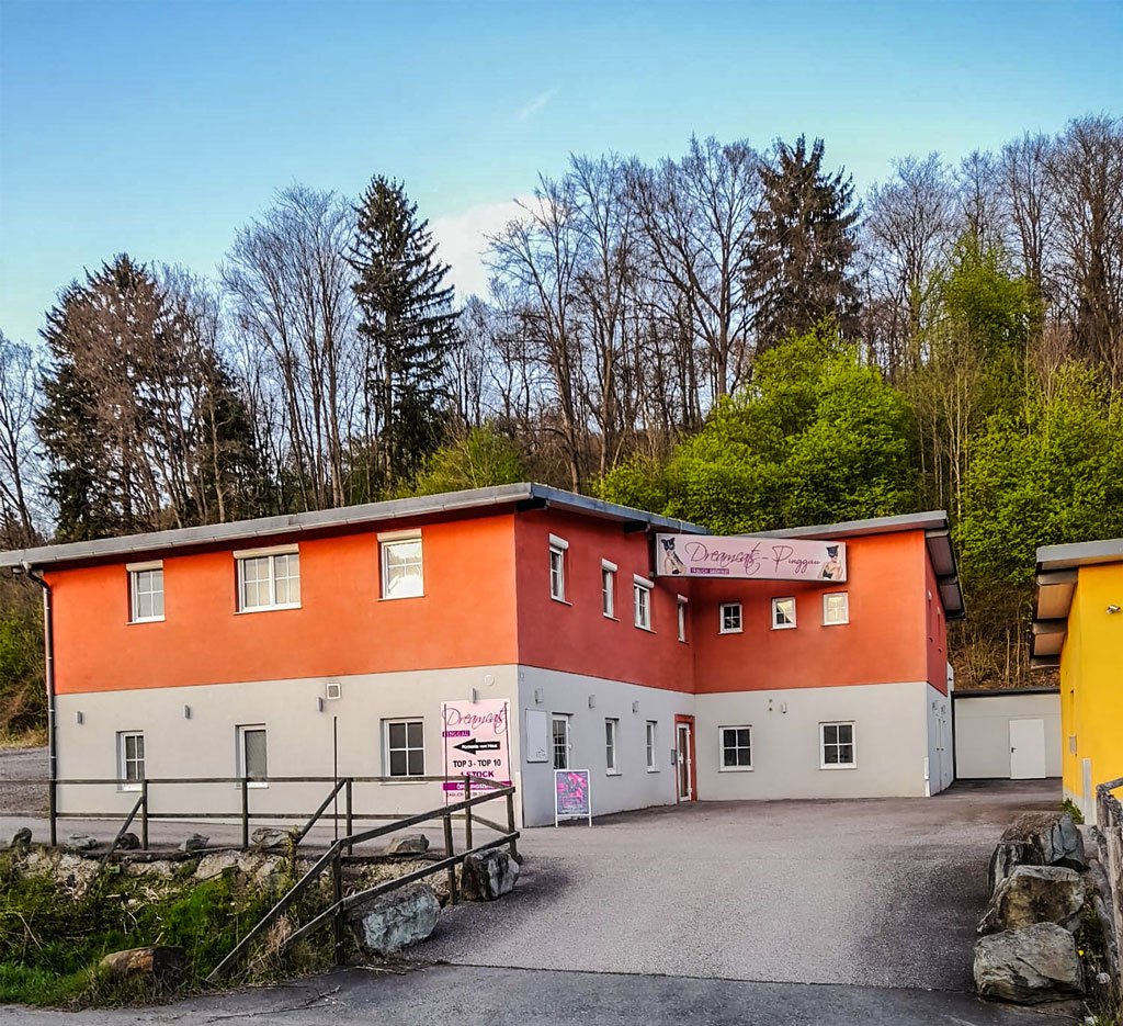 Dreamcats Pinggau - Laufhaus - Brothel in Pinggau, Austria