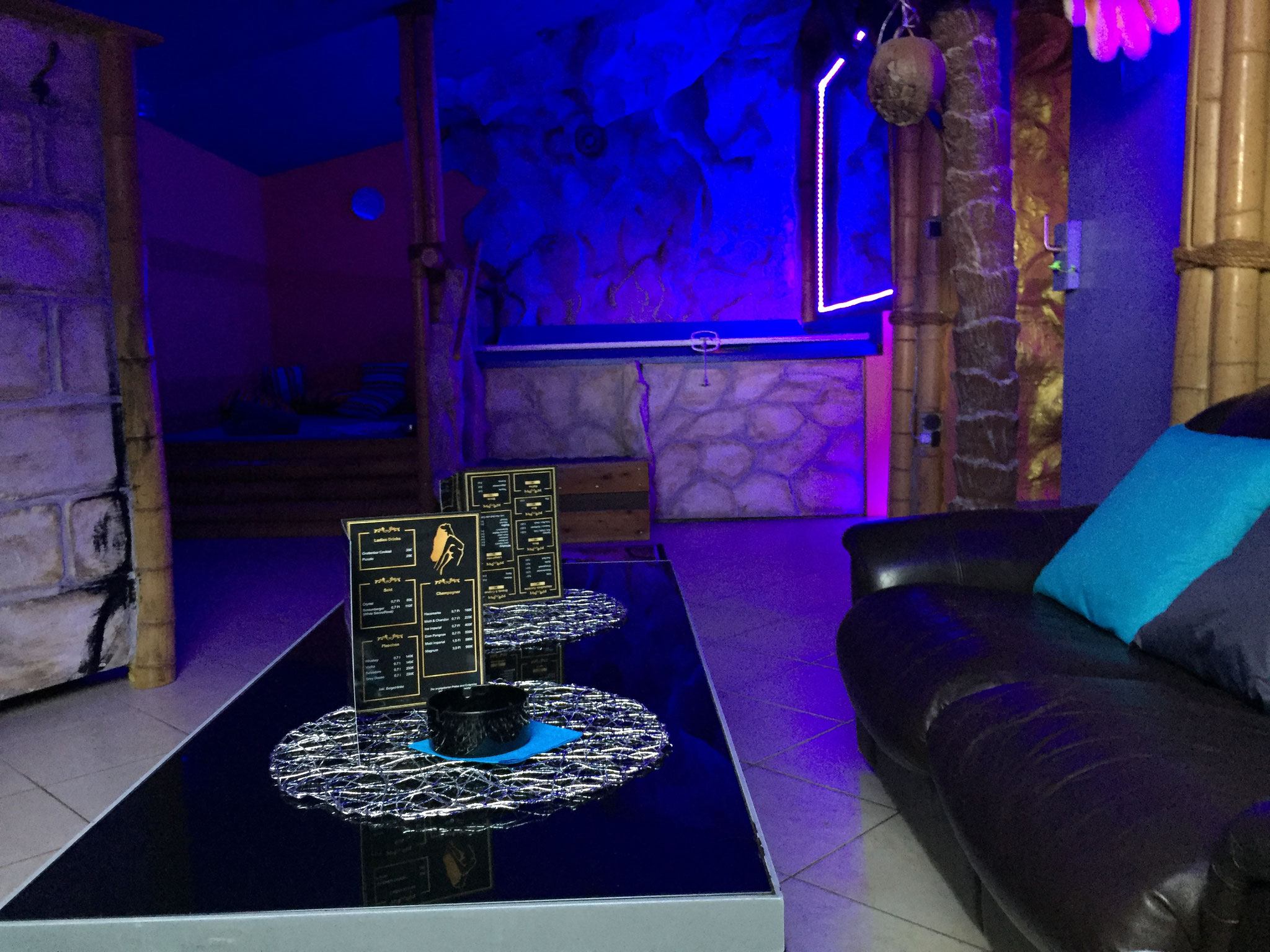 Grottenbar - Der N°1 Nachtclub Im Innviertel - Nightclub in Probenzing, Austria