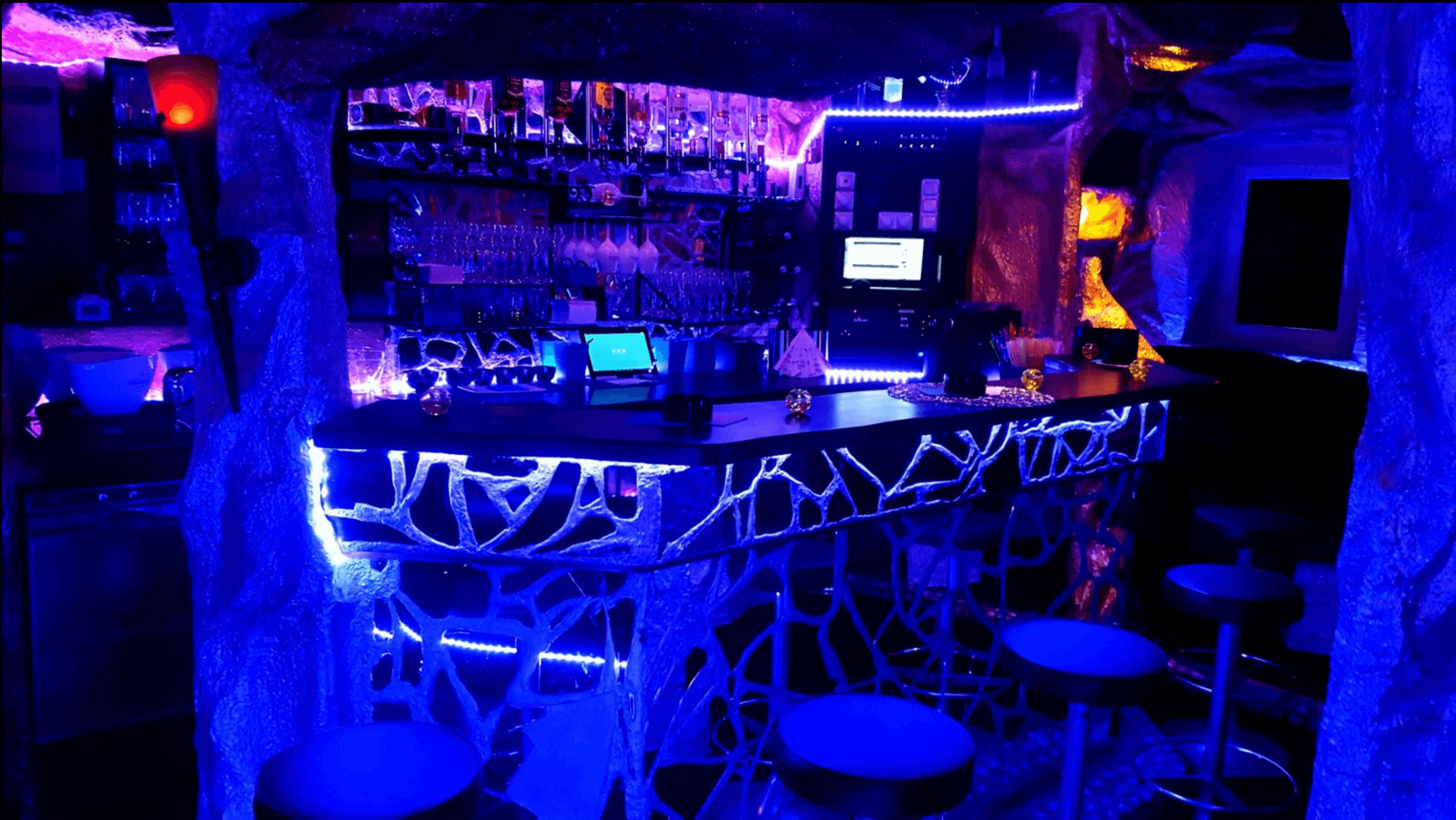 Grottenbar - Der N°1 Nachtclub Im Innviertel - Nightclub in Probenzing, Austria