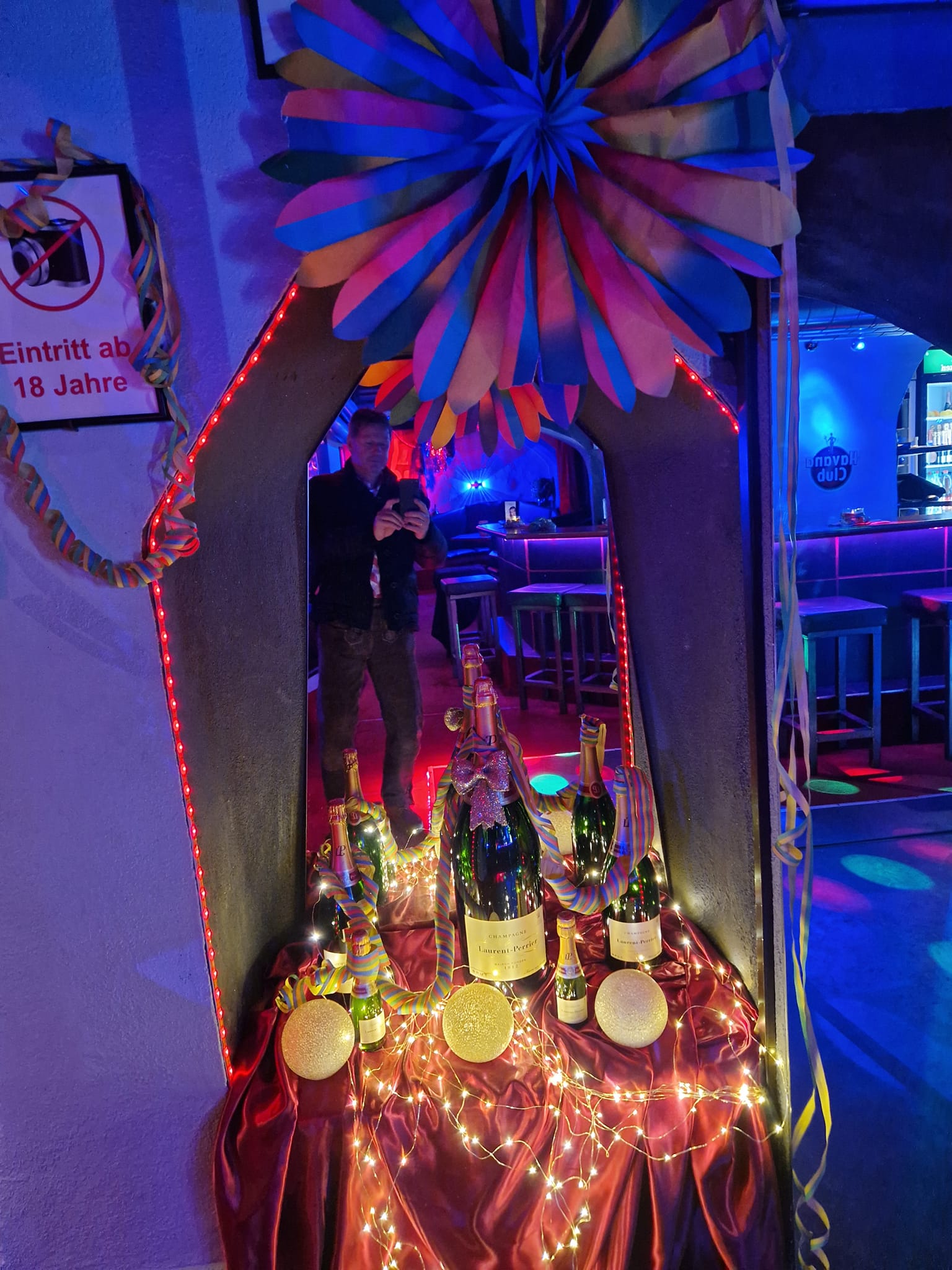 Hully Gully Table Dance - Nightclub in Sankt Johann, Austria