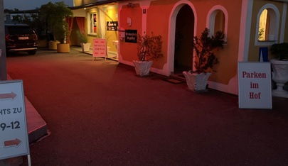 Laufhaus St. Valentin - Brothel in Sankt Valentin, Austria