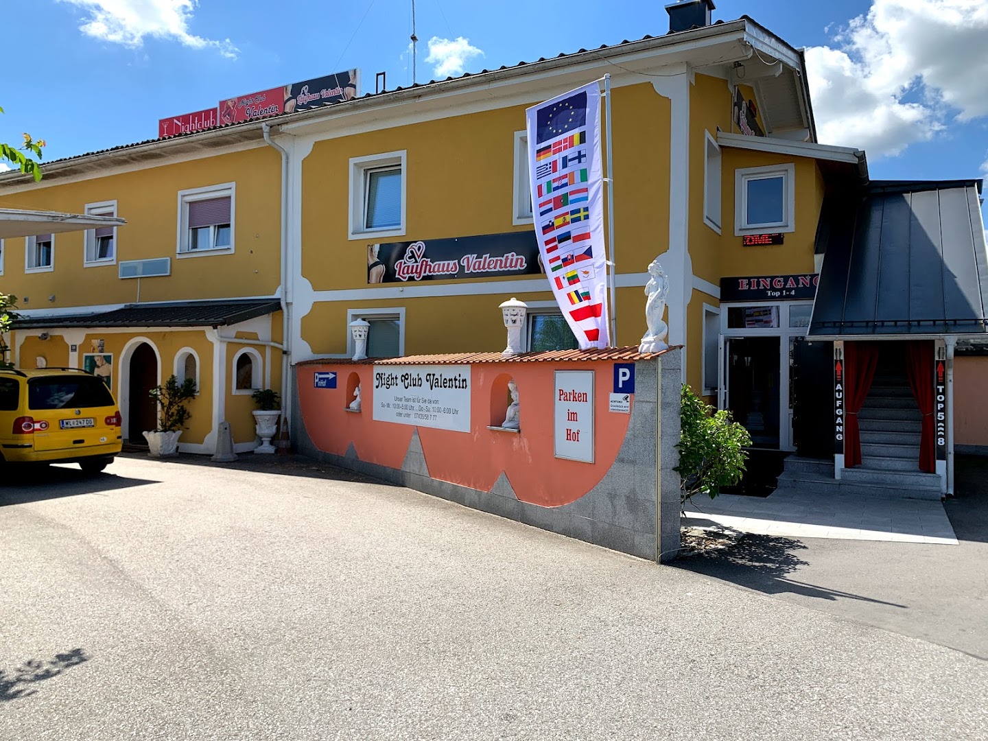 Laufhaus St. Valentin - Brothel in Sankt Valentin, Austria