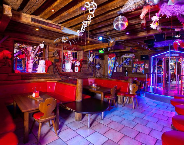 Andy Hasenhütte - Nightclub in Soelden, Austria