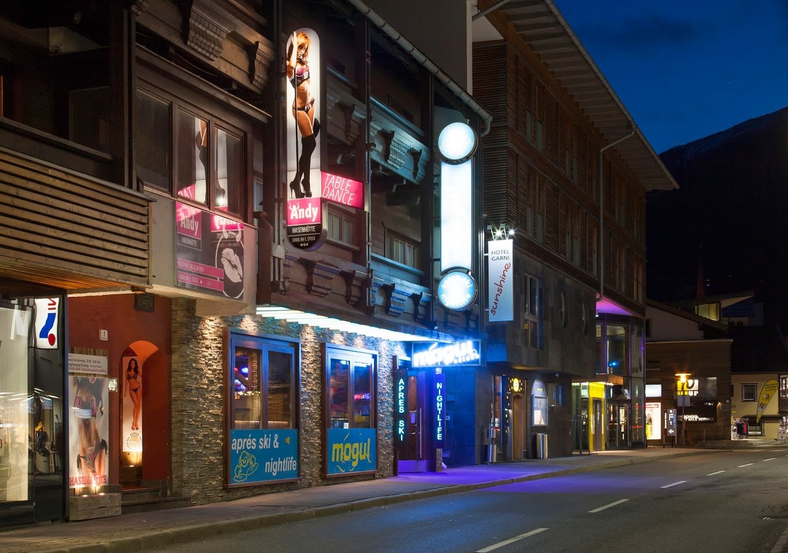 Andy Hasenhütte - Nightclub in Soelden, Austria