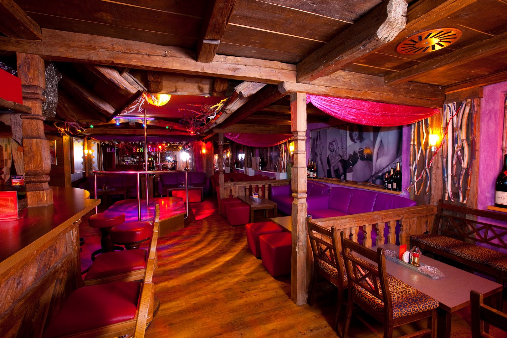 Andy Hasenhütte - Nightclub in Soelden, Austria