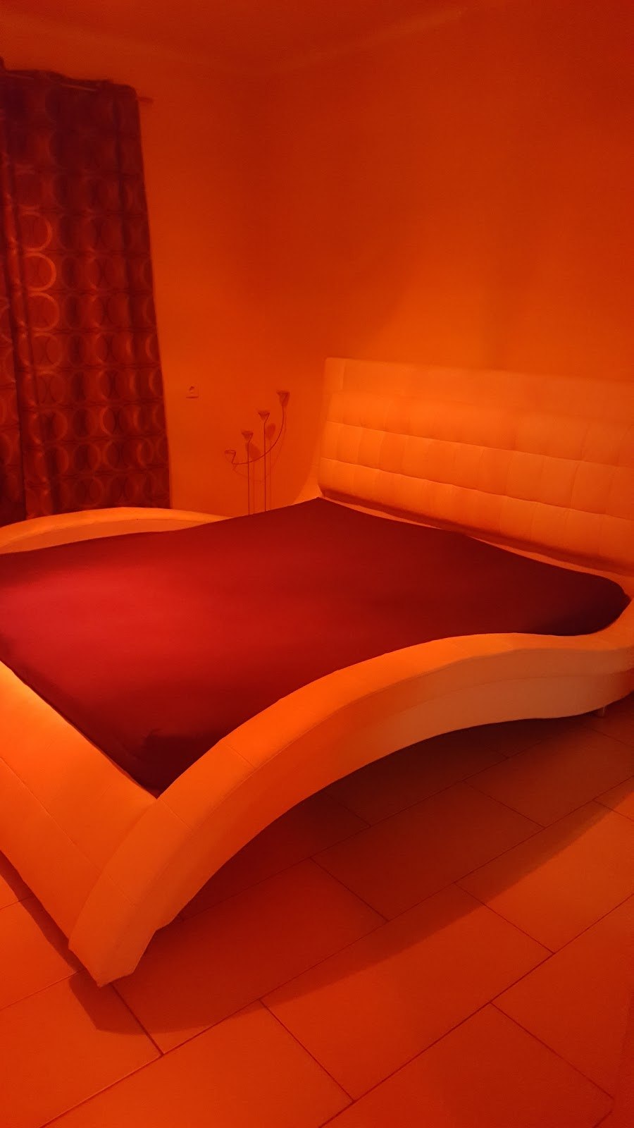 Bar "Nur Für Dich" Laufhaus - Brothel in St Valentin, Austria