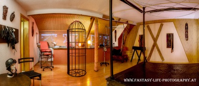 Villa Rouge - Brothel in St Valentin, Austria