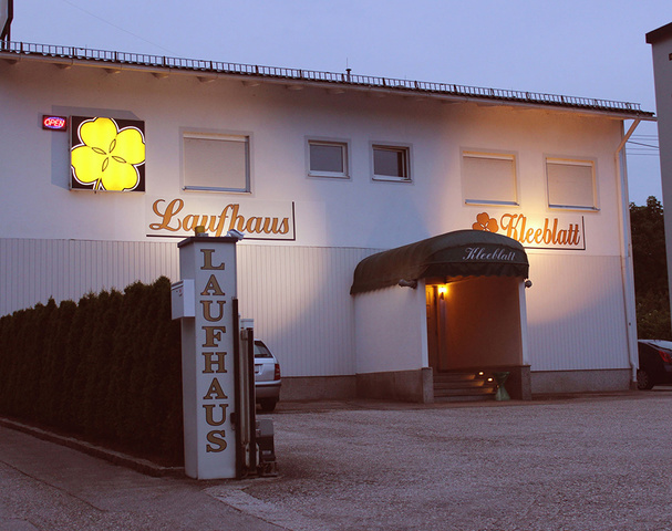 Laufhaus Kleeblatt - Brothel in Unterhart, Austria