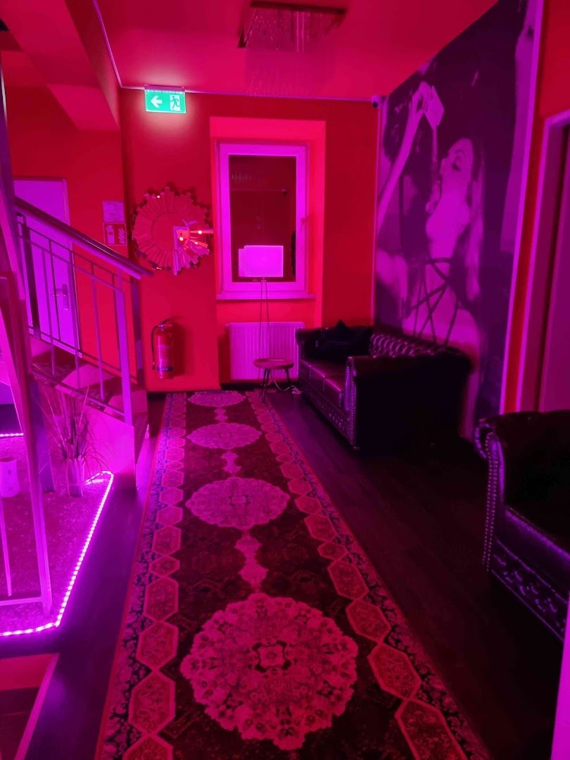 Amore Lounge Vermittlungsagentur - Brothel in Vienna, Austria