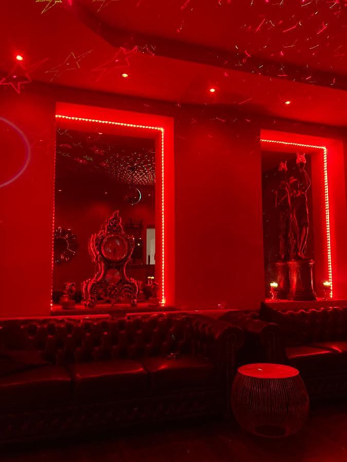 Amore Lounge Vermittlungsagentur - Brothel in Vienna, Austria