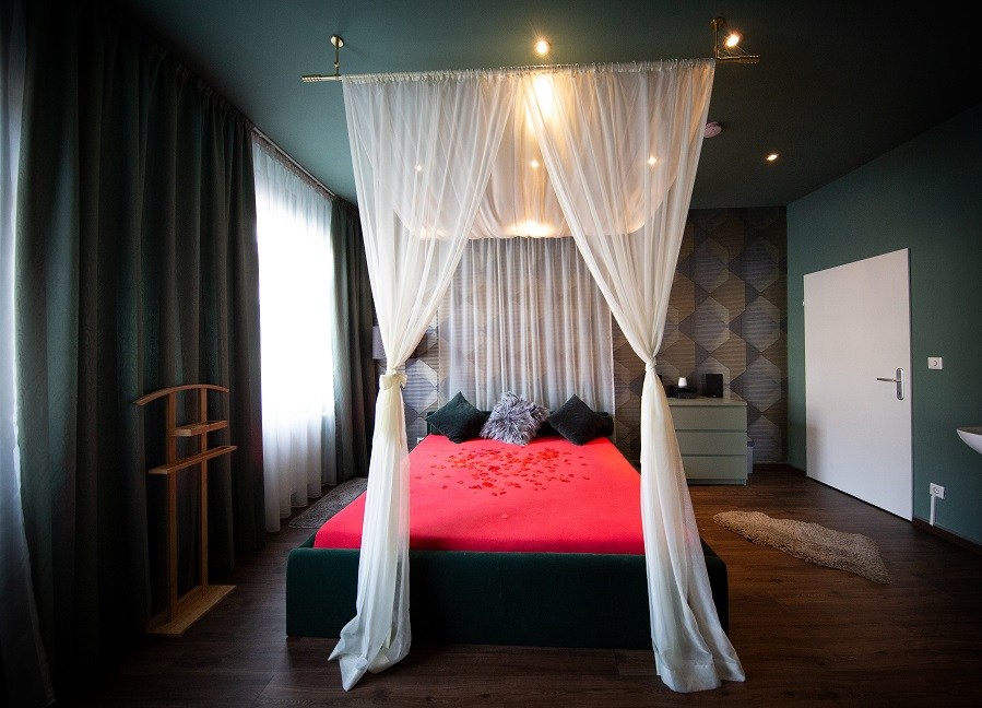 Amore Lounge Vermittlungsagentur - Brothel in Vienna, Austria