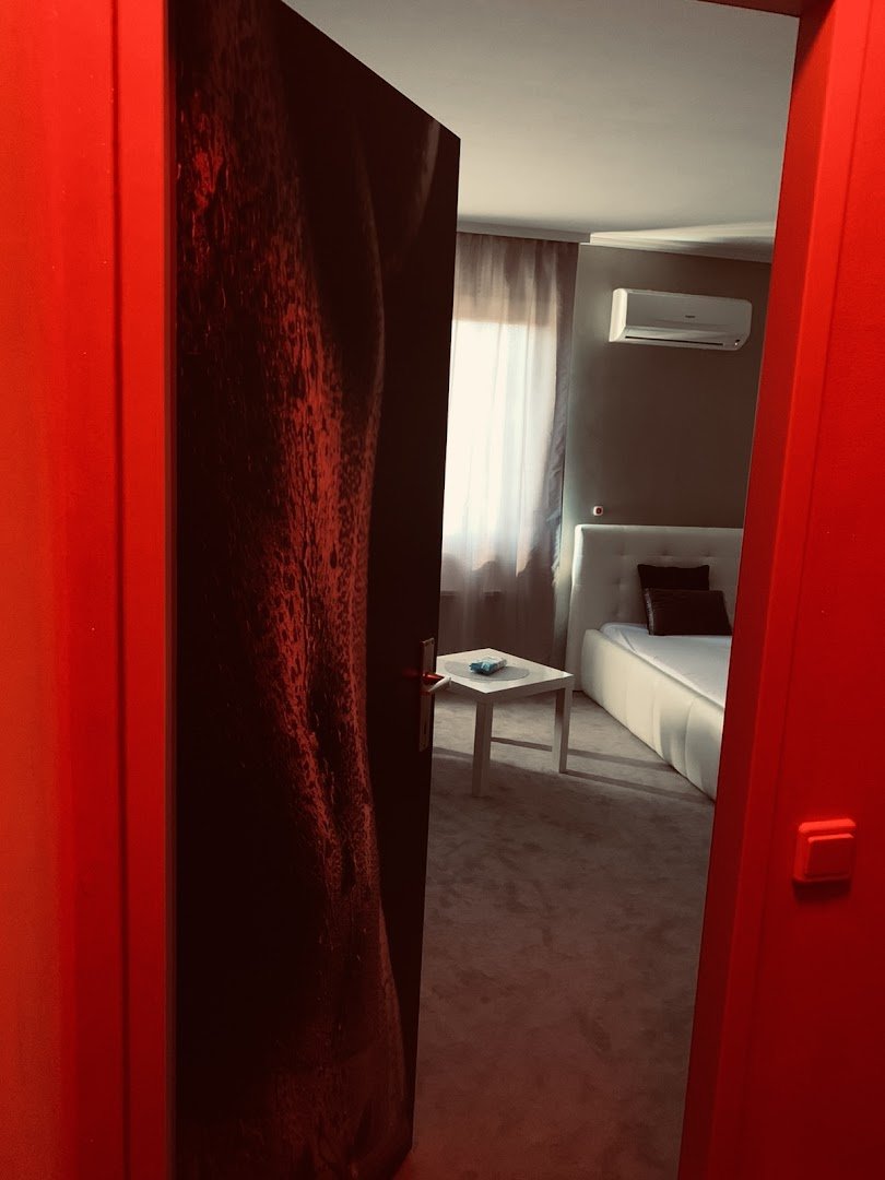 Breitenleer Eroticstudio Wien - Brothel in Vienna, Austria