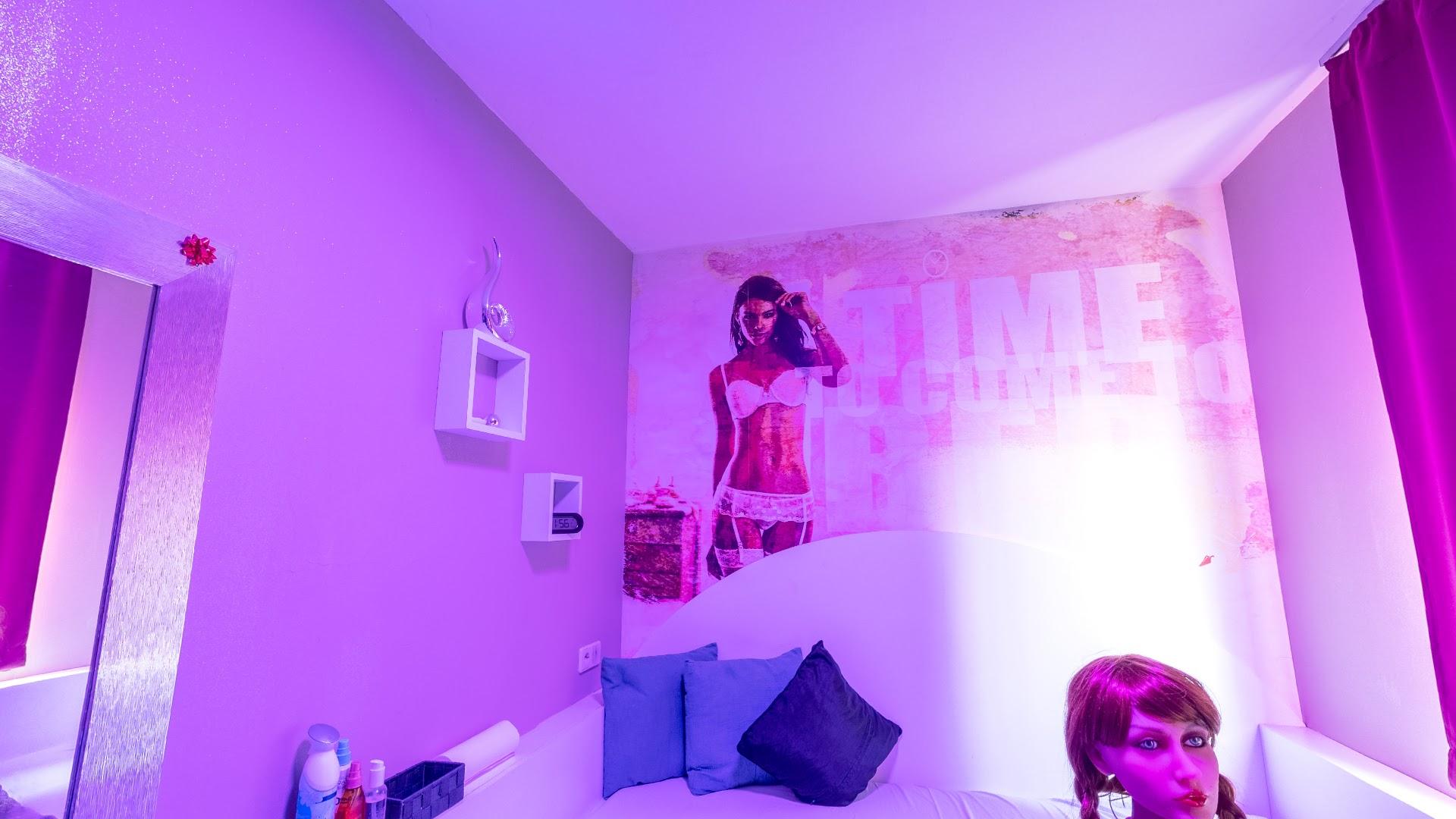 Breitenleer Eroticstudio Wien - Brothel in Vienna, Austria