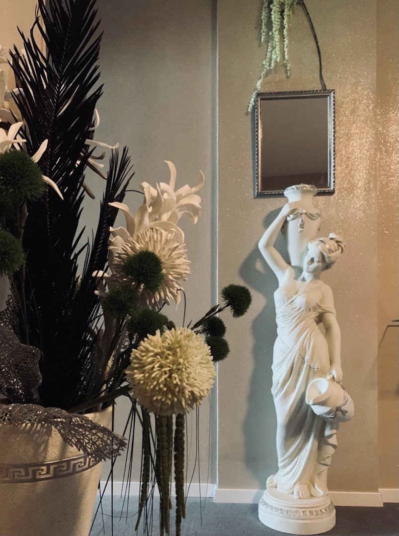 Breitenleer Eroticstudio Wien - Brothel in Vienna, Austria