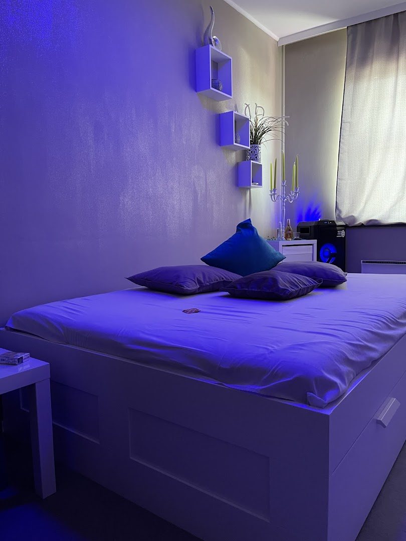 Breitenleer Eroticstudio Wien - Brothel in Vienna, Austria