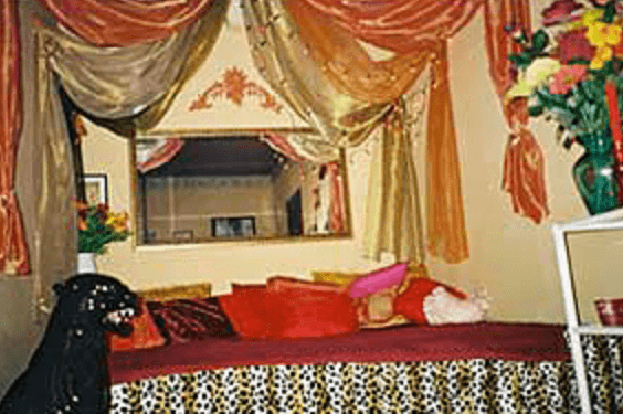Helga's Kabinensex - Brothel in Vienna, Austria