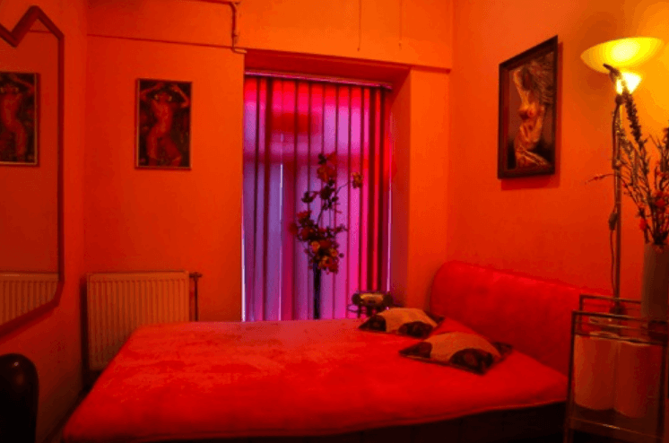 Laufhaus Studio 21 - Brothel in Vienna, Austria
