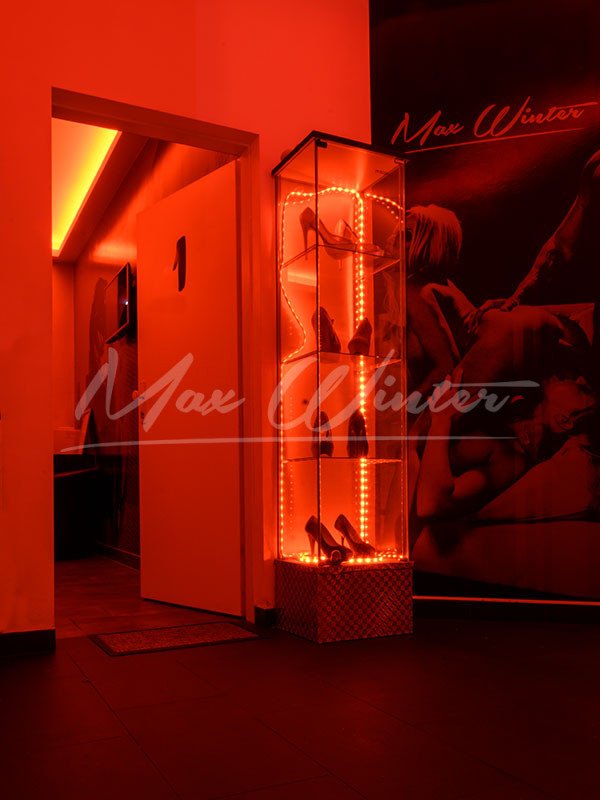 Max Winter First Class Sex - Brothel in Vienna, Austria