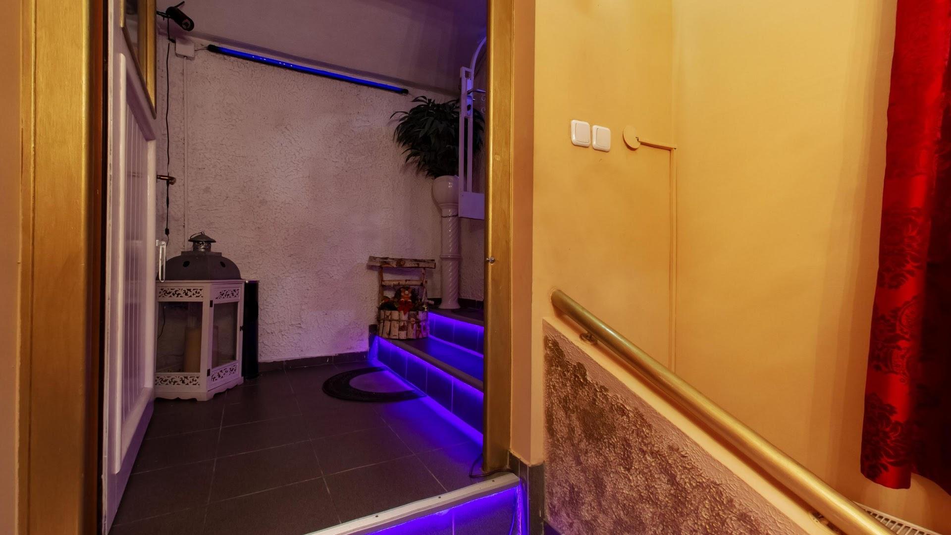 Sissy Angels Salon - Brothel in Vienna, Austria