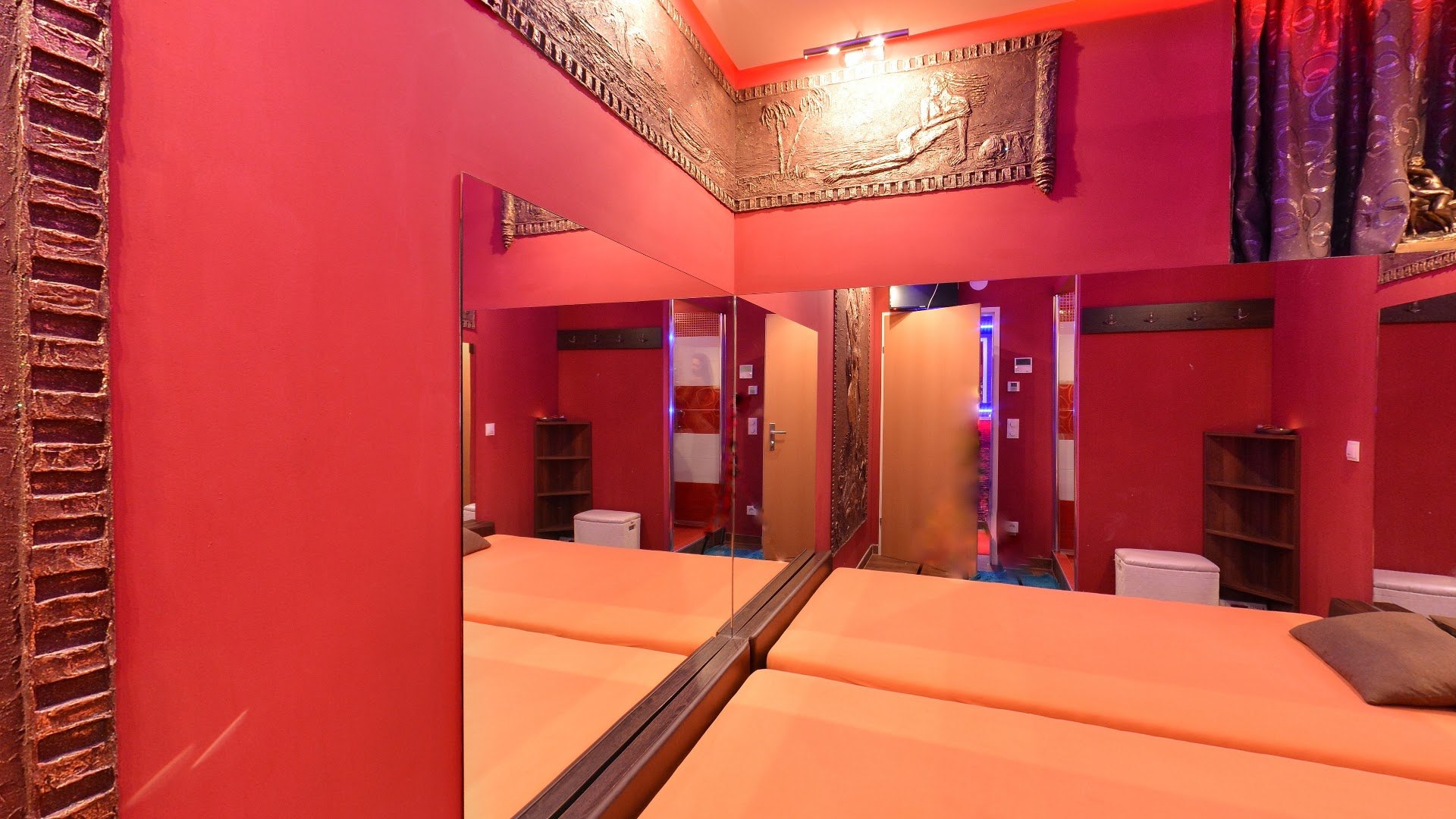 Studio Relaxe Lounge - Brothel in Vienna, Austria