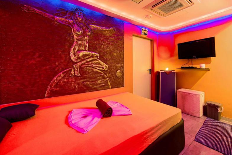 Studio Relaxe - Brothel in Vienna, Austria