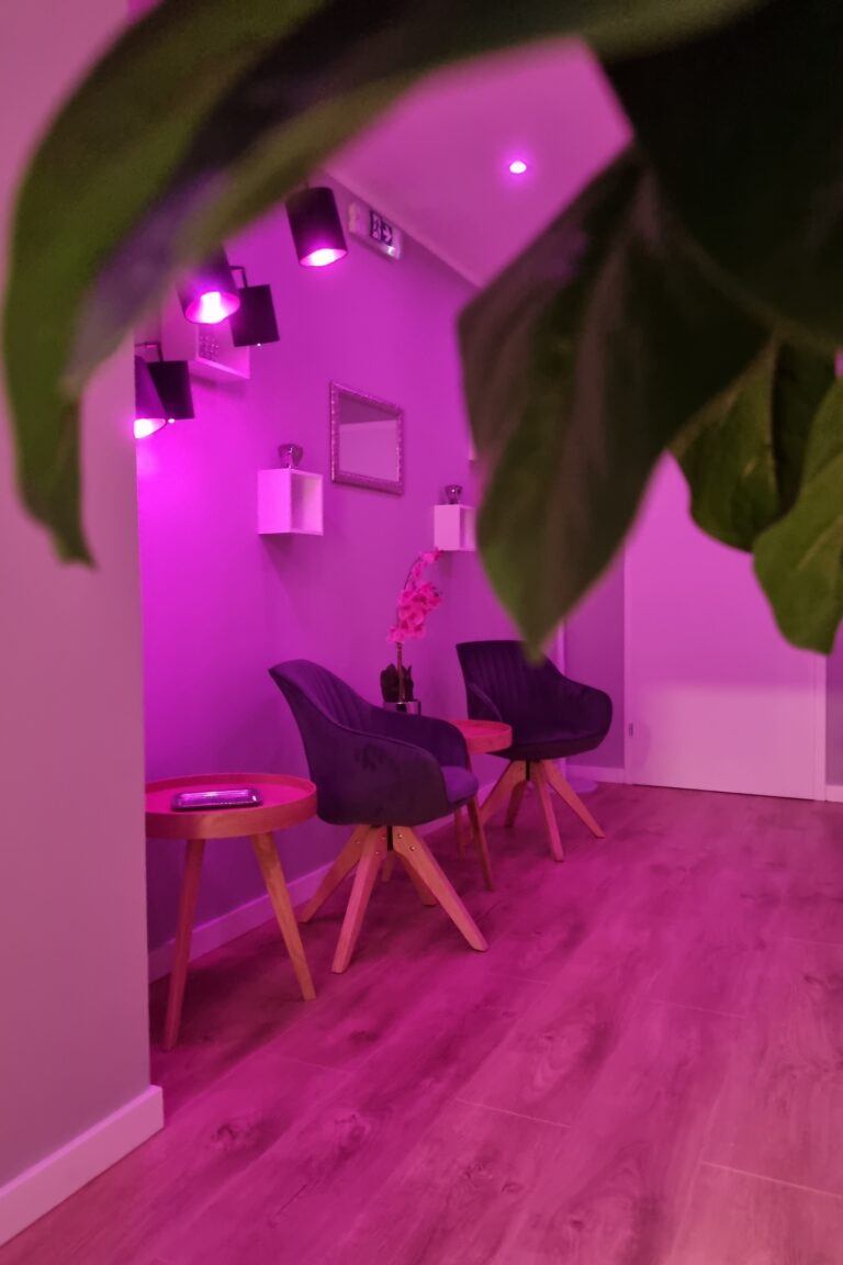 Studio Roxanna 20 - Brothel in Vienna, Austria