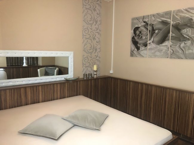 Studio Sexyhexi - Brothel in Vienna, Austria