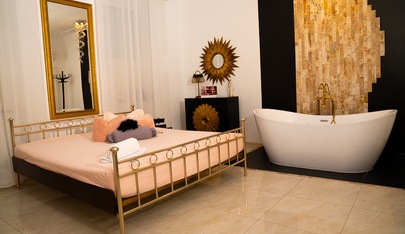 Blonde Cousinen - Erotic Massage in Vienna, Austria