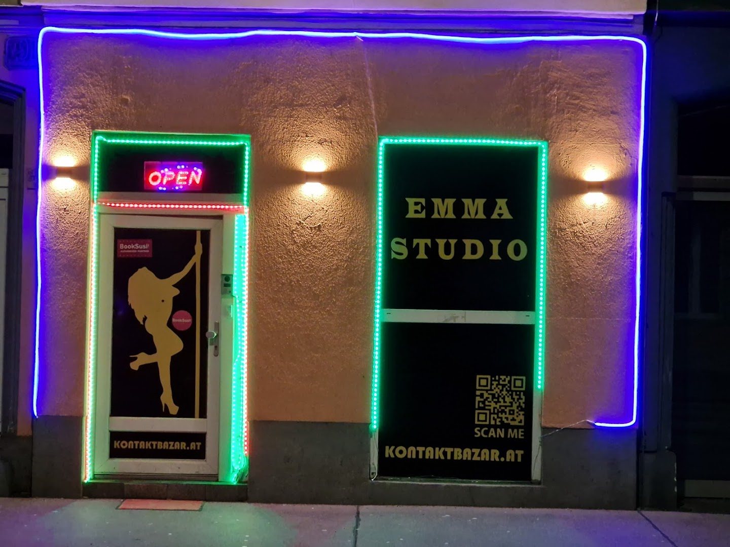 Emma Studio - Erotic Massage in Vienna, Austria