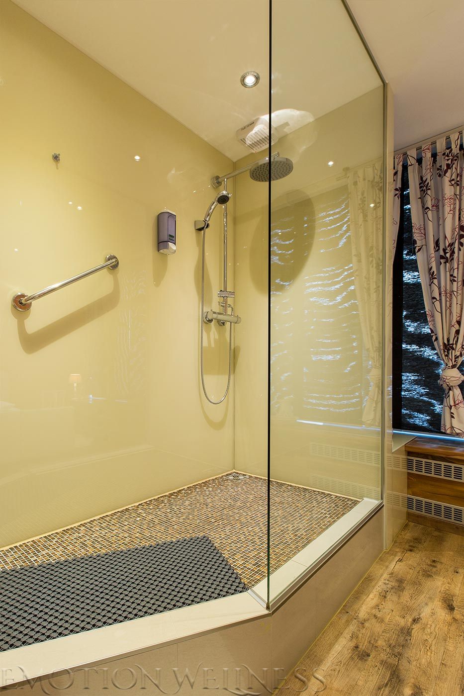 Emotion Wellness - Erotic Massage in Vienna, Austria